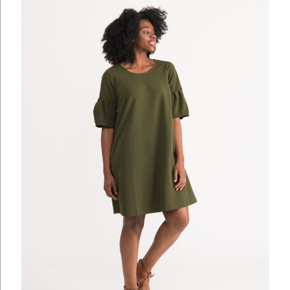 Agnes and Dora beautiful dress!